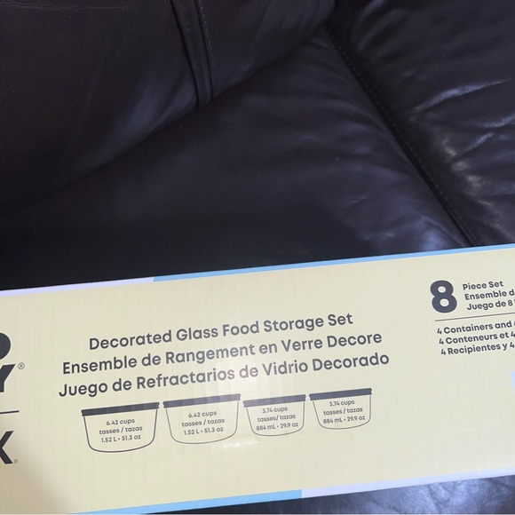 Hello Kitty Pyrex Glass Food Storage Set - Picture 5 of 6